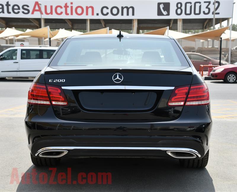 MERCEDES-BENZ E200- 2016- BLACK- 82 000 KM- GCC SPECS