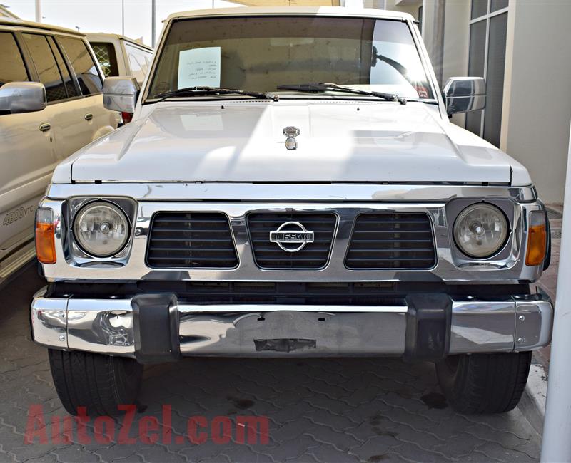 NISSAN SUPER SAFARI MODEL 1995 - 280,000 KM - WHITE - V6 - GCC 