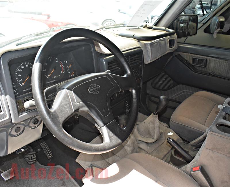 NISSAN SUPER SAFARI MODEL 1995 - 280,000 KM - WHITE - V6 - GCC 