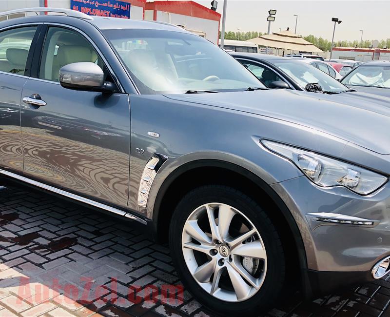 Infinity QX70 2016 very good condition warranty 