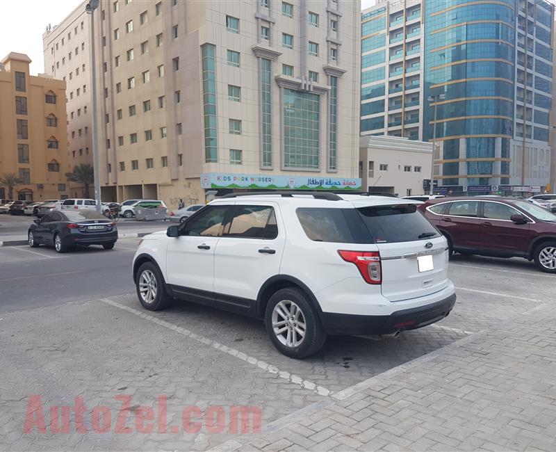 FORD EXPLORER UNDER WARRANTY AND FREE SERVICE CONTRACT TILL 100,000 KM 