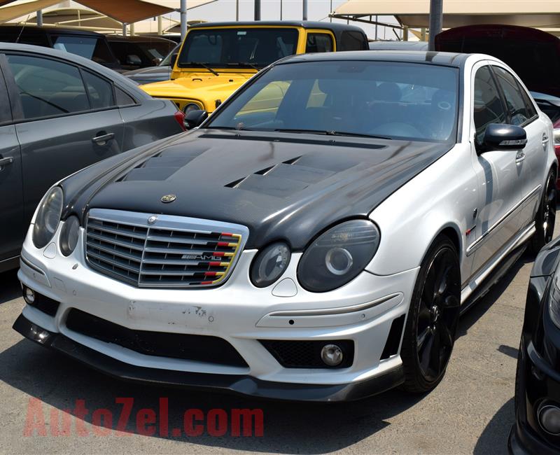 MERCEDES-BENZ E63- 2009- WHITE- 200 000 KM- AMERICAN SPECS