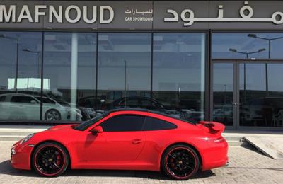 PORSCHE 911 CARRERA GTS- 2015- RED- 78 000 KM- GCC