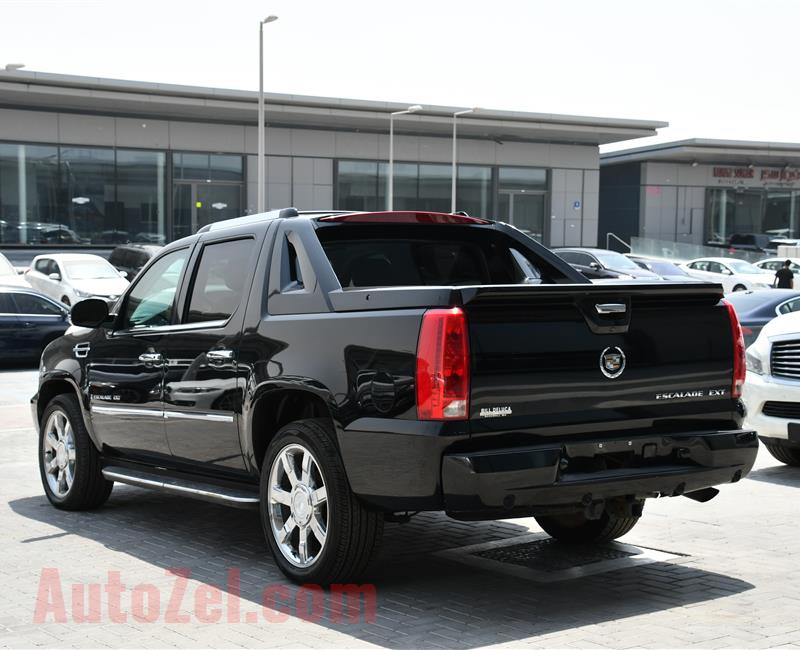 CADILLAC ESCALADE EXT- 2007- BLACK- 160 000 MILES- AMERICAN SPECS