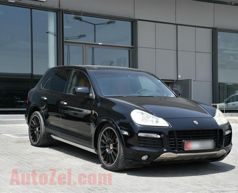 PORSCHE CAYENNE GTS- 2009- BLACK- 290 000 KM- GCC