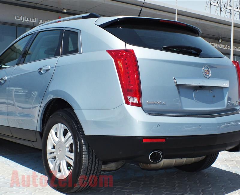 CADILLAC SRX4- 2014- BLUE- 115 000 KM- GCC