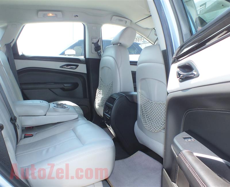 CADILLAC SRX4- 2014- BLUE- 115 000 KM- GCC