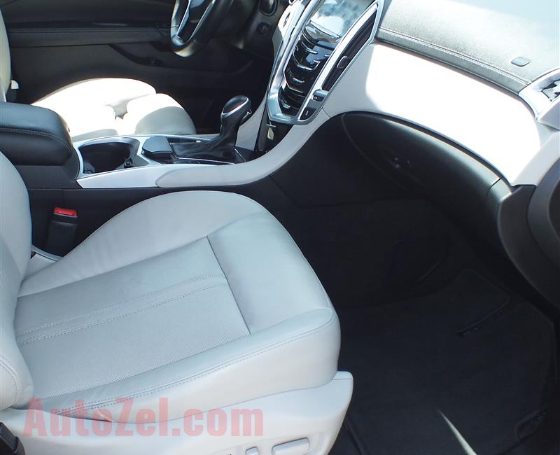 CADILLAC SRX4- 2014- BLUE- 115 000 KM- GCC