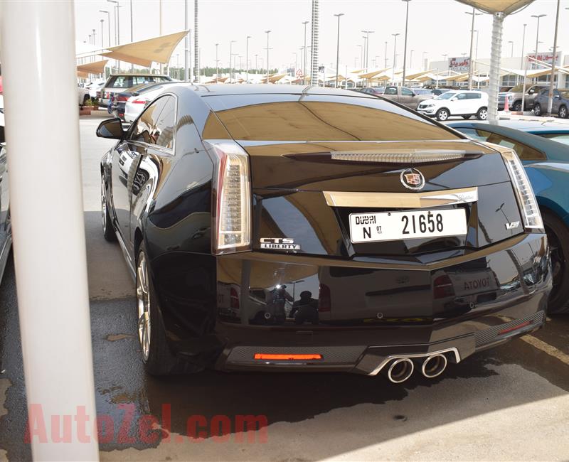 CADILLAC CTS- 2011- BLACK- 100 000 KM- GCC SPECS