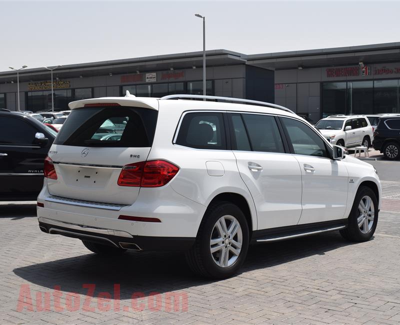 MERCEDES-BENZ GL500- 2014- WHITE- 94 000 KM- GCC