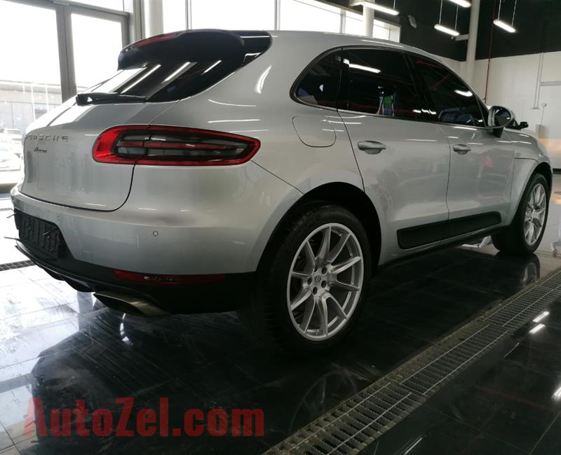 PORSCHE MACAN- 2017- SILVER- 115 000 KM- GCC, FULL SERVICE HISTORY