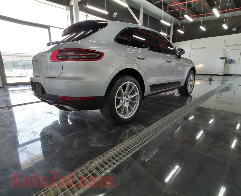 PORSCHE MACAN- 2017- SILVER- 115 000 KM- GCC, FULL SERVICE HISTORY