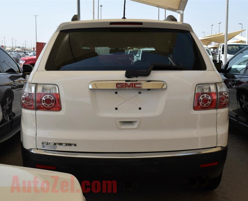 GMC ACADIA- 2012- WHITE- 160 000 KM- GCC