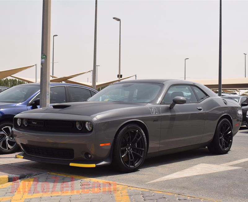 DODGE CHALLENGER STR MODEL 2018 - GREY - 188,000 KM - V8 - GCC 