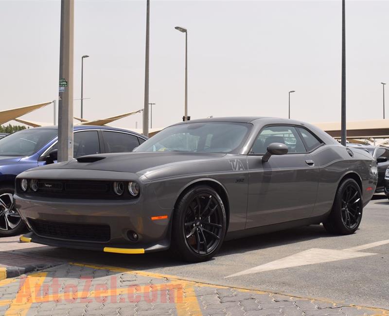 DODGE CHALLENGER STR MODEL 2018 - GREY - 188,000 KM - V8 - GCC 