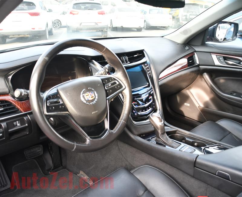 CADILLAC CTS- 2014- BLACK- 50 000 KM- GCC