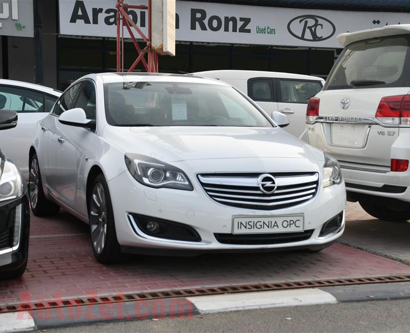 OPEL INSIGNIA TURBO- 2014- WHITE- 59 000 KM- GCC