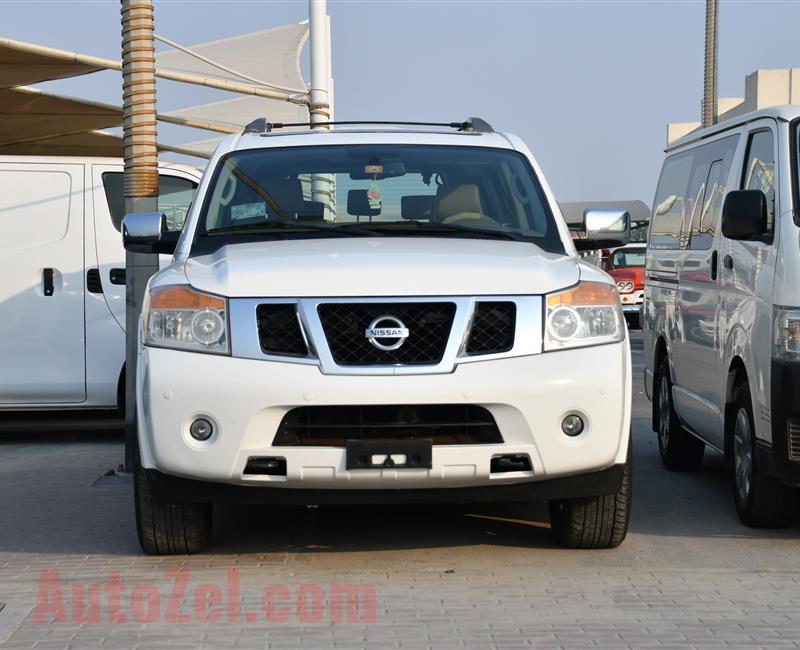 NISSAN ARMADA MODEL 2009 - WHITE - 200,000 KM - V8 - GCC 