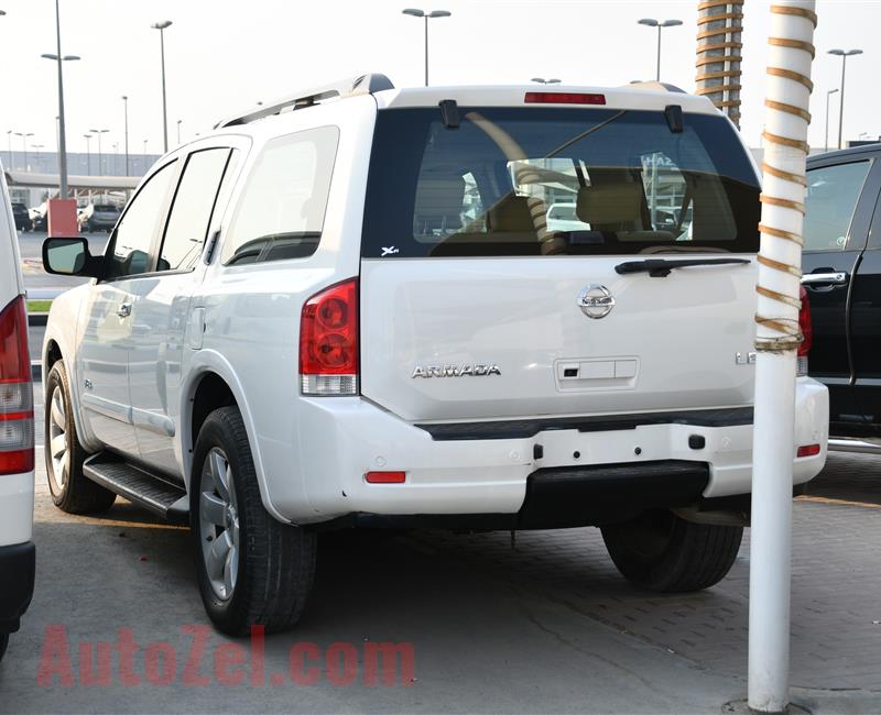 NISSAN ARMADA MODEL 2009 - WHITE - 200,000 KM - V8 - GCC 