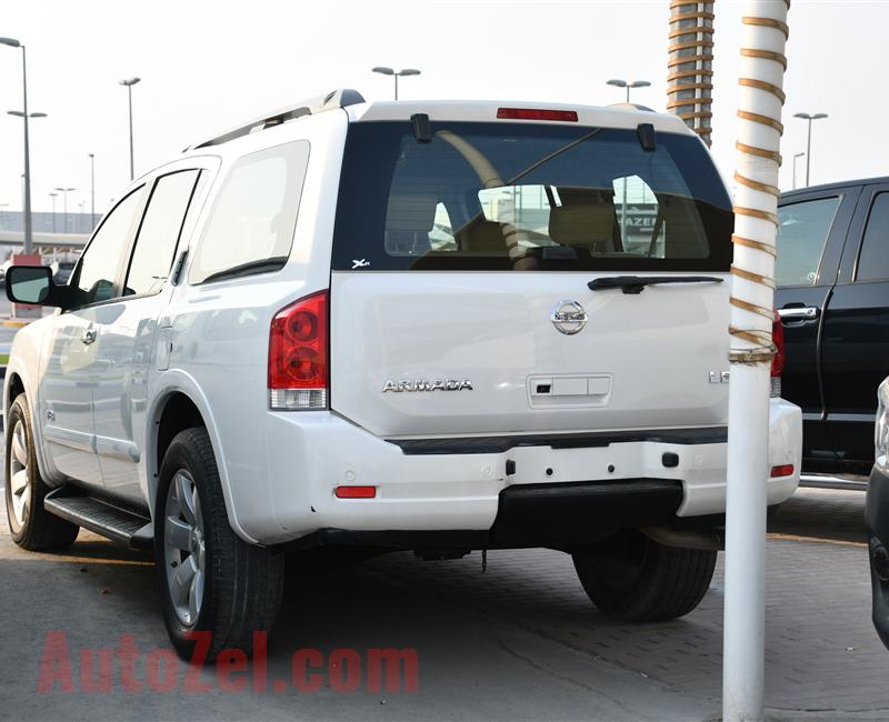 NISSAN ARMADA MODEL 2009 - WHITE - 200,000 KM - V8 - GCC 