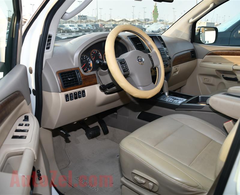 NISSAN ARMADA MODEL 2009 - WHITE - 200,000 KM - V8 - GCC 