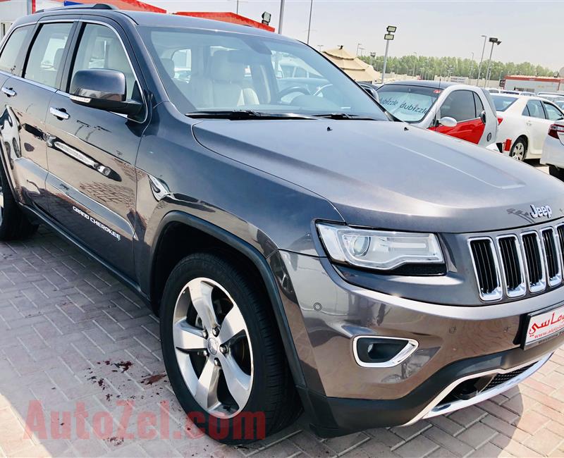 Grand Cherokee 2015 very good condition warranty from aaa 1yaer 