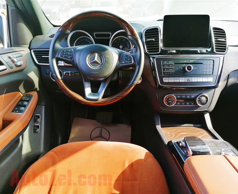 MERCEDES-BENZ GLS500- 2016- WHITE- 144 000 KM- GCC