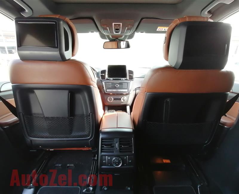 MERCEDES-BENZ GLS500- 2016- WHITE- 144 000 KM- GCC
