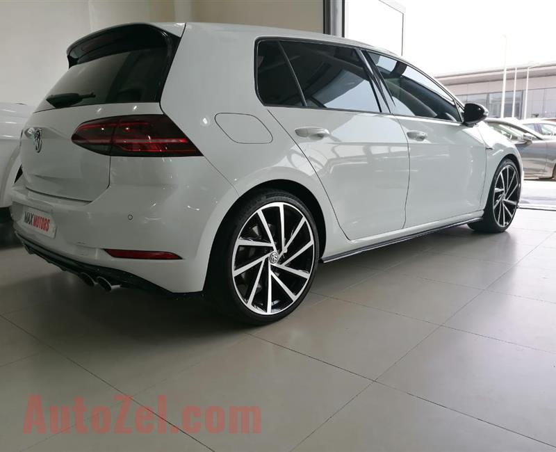 VOLKSWAGEN GOLF R- 2019- WHITE- 10 000 KM- GCC