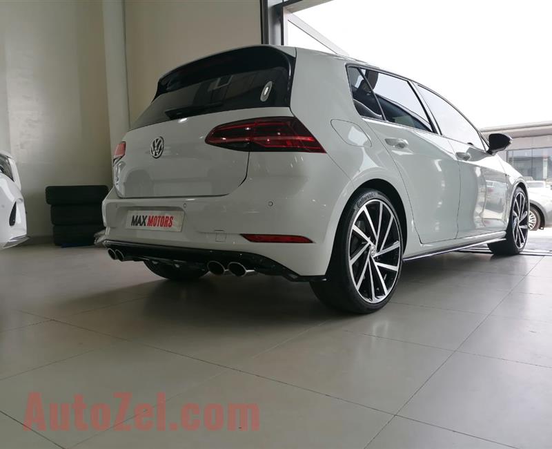 VOLKSWAGEN GOLF R- 2019- WHITE- 10 000 KM- GCC