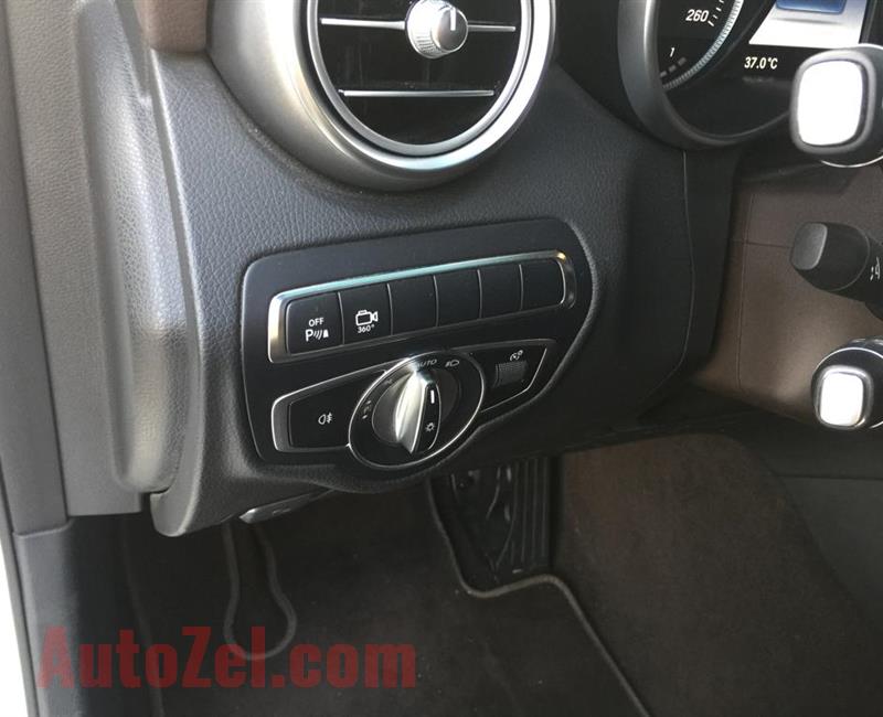 MERCEDES-BENZ GLC250- 2017- WHITE- 85 000 KM- GCCC