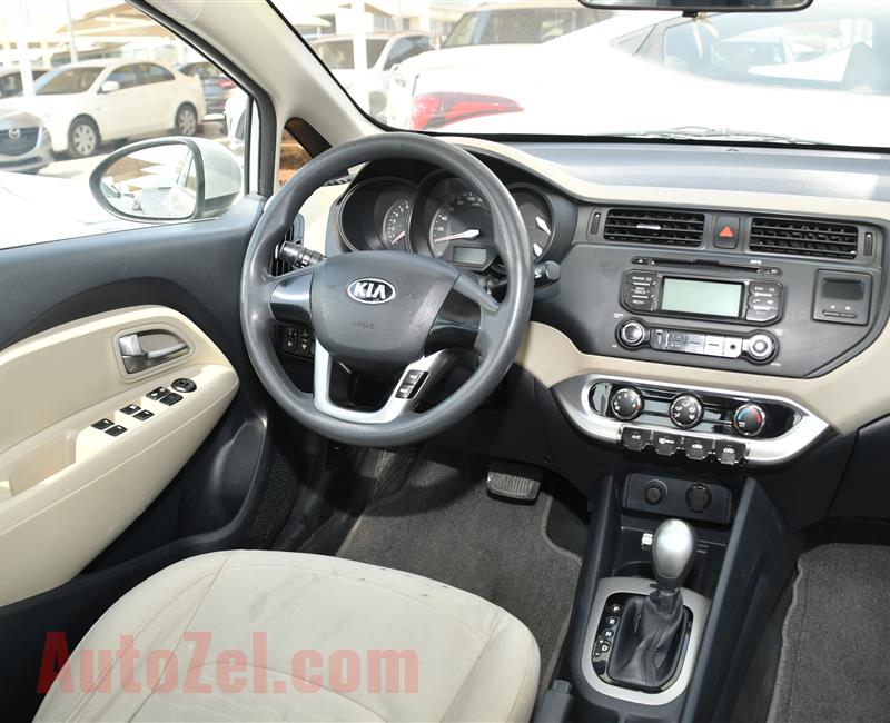 KIA RIO- 2015- SILVER- 100 000 KM- GCC