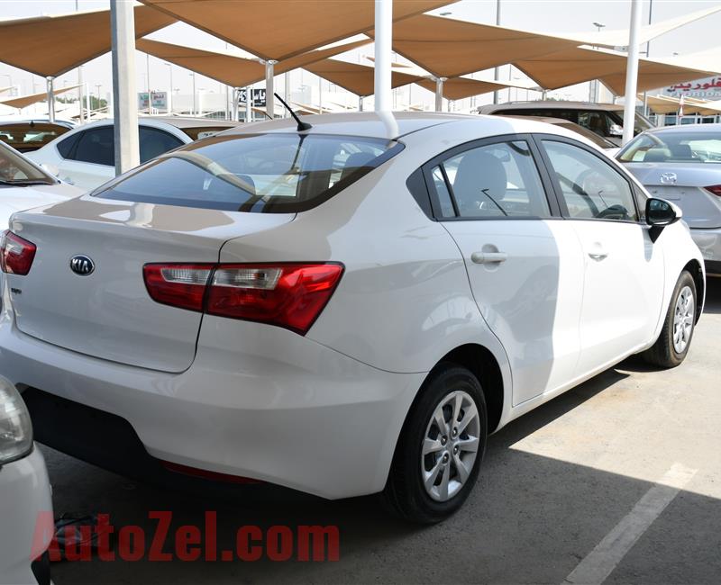 KIA RIO- 2016- WHITE- 117 000 KM- GCC