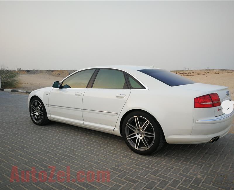 Amazing Audi S8 V10 