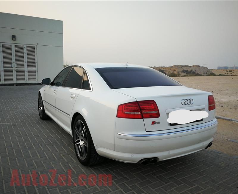 Amazing Audi S8 V10 