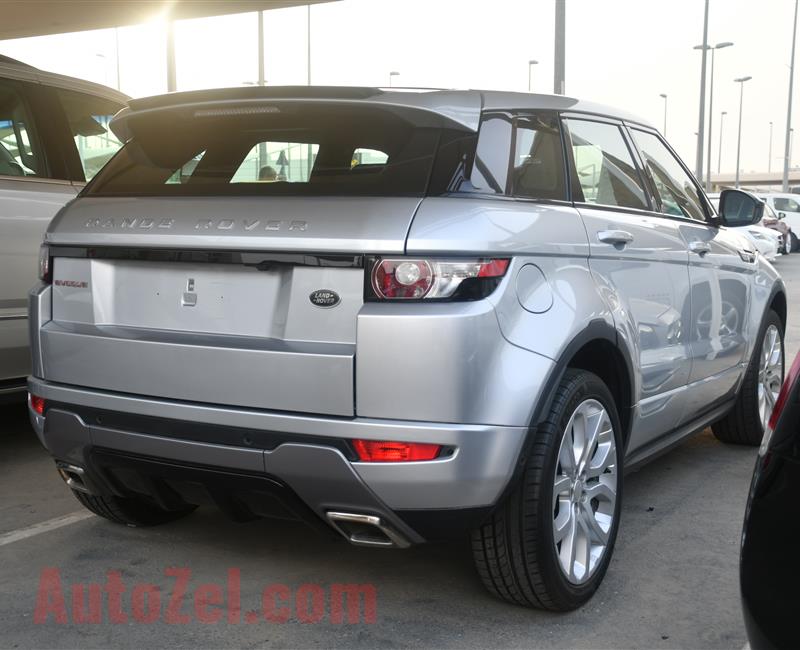 RANGE ROVER VOGUE MODEL 2015 - SILVER - 100,000 KM - V4 - GCC 