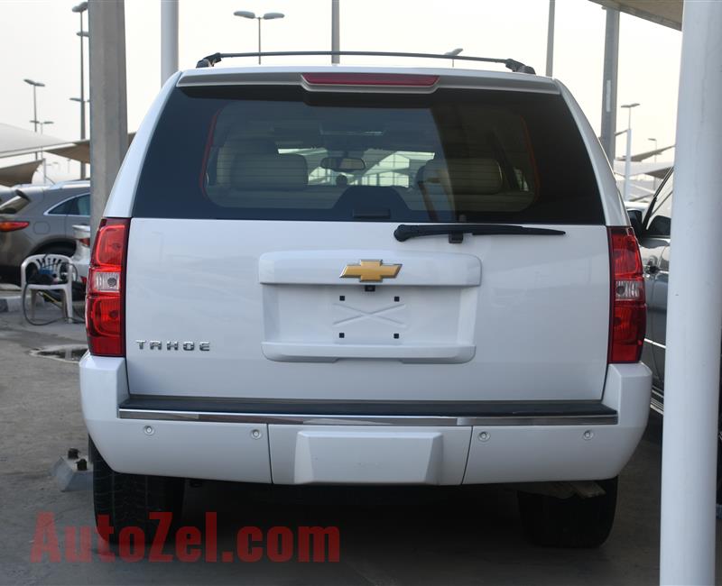 CHEVROLET TAHOE MODEL 2012 - WHITE - 150,000 KM - V8 - GCC