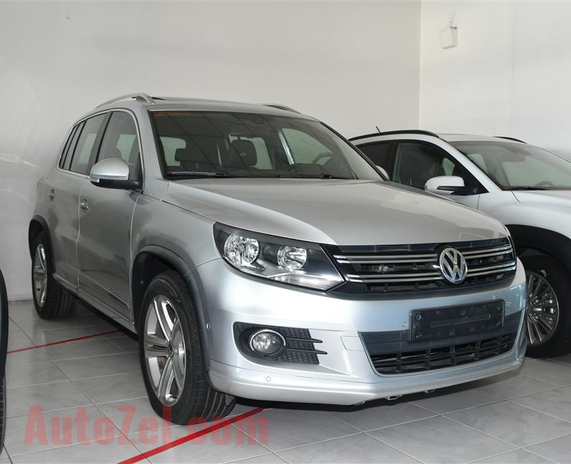 VOLKSWAGEN TIGUAN- 2016- GRAY- 133 000 KM- GCC SPECS