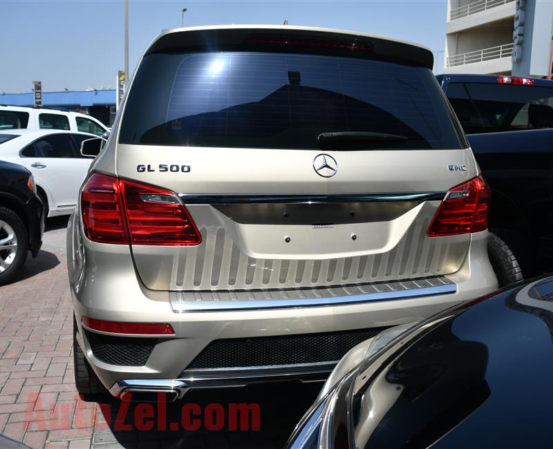 MERCEDES-BENZ GL500- 2013- GOLDEN- 140 000 KM- GCC SPECS