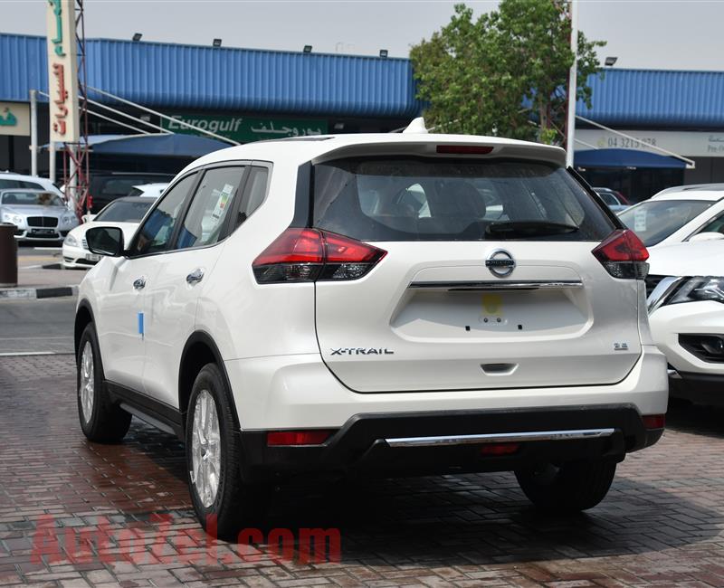 BRAND NEW NISSAN XTRAIL 2.5s 2X4- 5 SEATER- 2020- WHITE- GCC SPECS