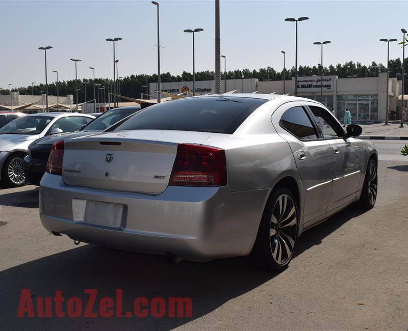 DODGE CHARGER- 2007- SILVER- 210 000 KM- GCC