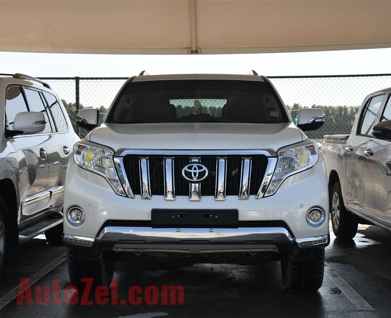 LAND CRUISER PRADO VXR- 2017- WHITE- 42 000 KM- GCC SPECS