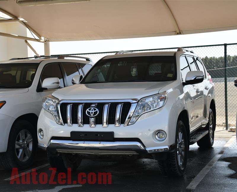 LAND CRUISER PRADO VXR- 2017- WHITE- 42 000 KM- GCC SPECS