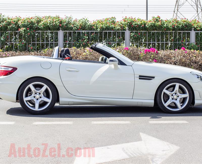 MERCEDES-BENZ SLK250- 2013- WHITE- 125 305 KM- GCC SPECS