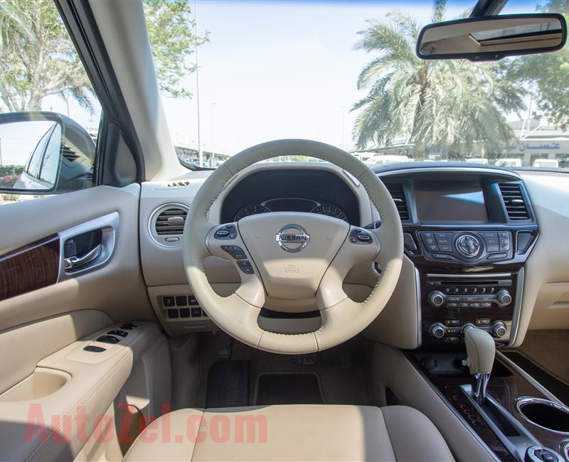 NISSAN PATHFINDER- 2015- WHITE- 105 196 KM- GCC SPECS