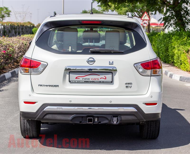 NISSAN PATHFINDER- 2015- WHITE- 105 196 KM- GCC SPECS