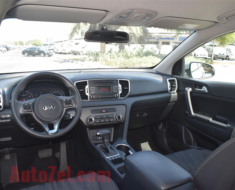 KIA SPORTAGE 2.0- 2018- SILVER- 62 000 KM- GCC SPECS- CALL FOR THE PRICE