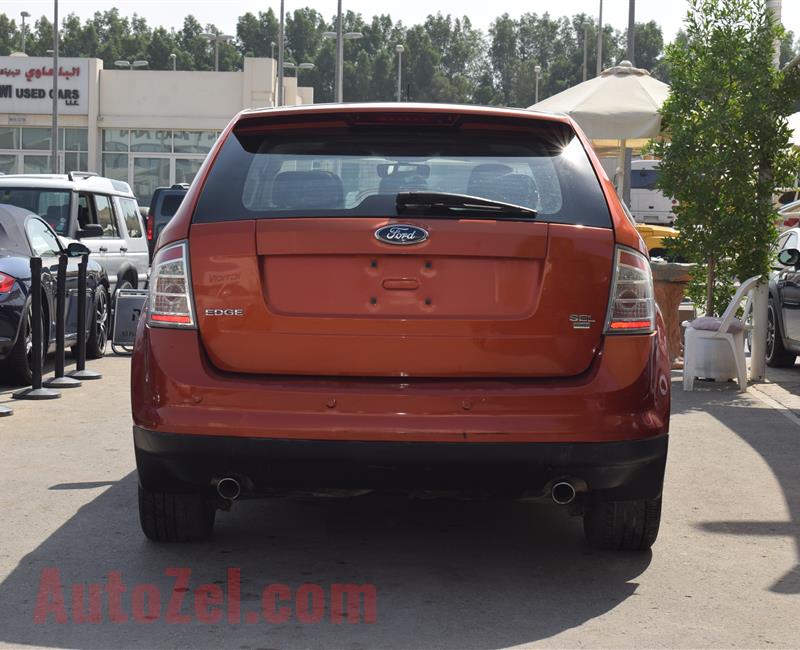 FORD EDGE- 2007- ORANGE- 261 000 KM- CALL FOR THE PRICE