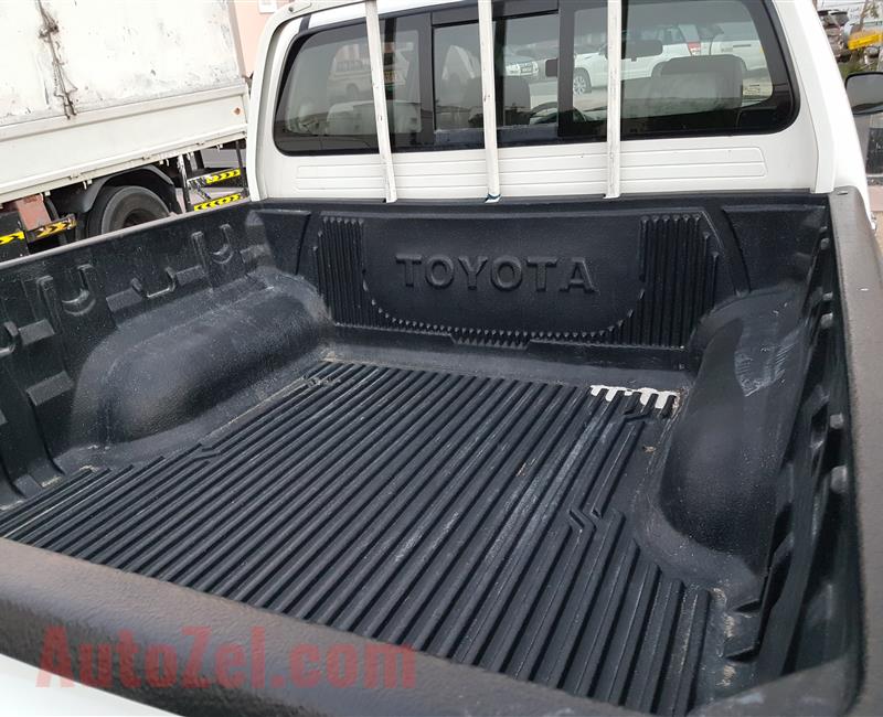 Toyota Hilux..2013 Automatic gear
