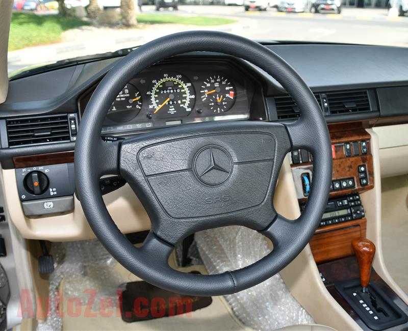 MERCEDES E320 - 1995 - AMERICAN SPECS - CONVERTIBLE -